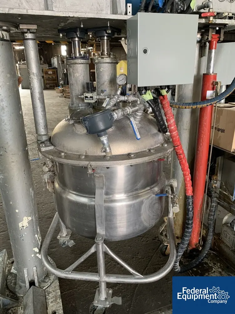 Twin motion vacuum mixer, 30" x 28", 10/7.5 hp, on board 3 HP vacuum pump, floor mounted - Image 6