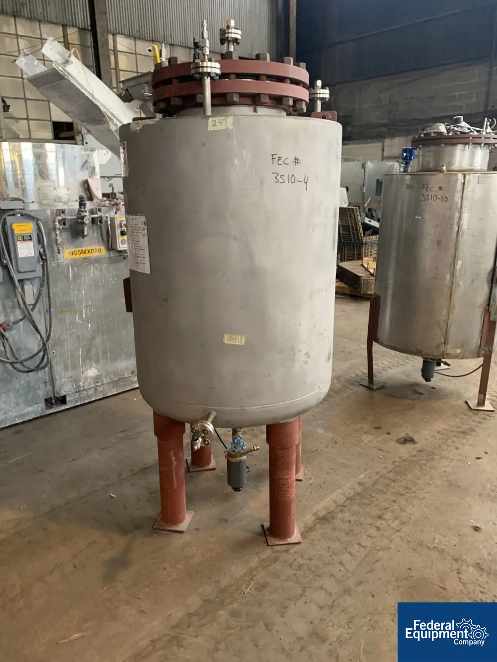 75 gallon Gaspar, receiver tank, Stainless Steel, flat top, dish bottom, 14 psi at 100 f, on legs, 1992 - Image 1