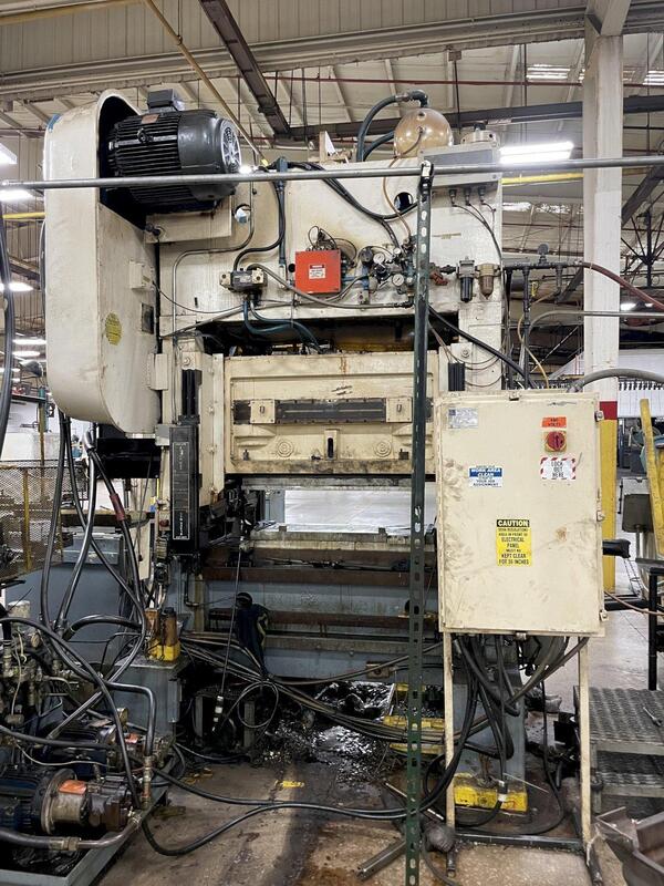 110 Ton, Brown & Boggs #HP2-110, straight side double crank, 1.5" stroke, 18" Shut Height, 4" adjustment, 70 - Image 4