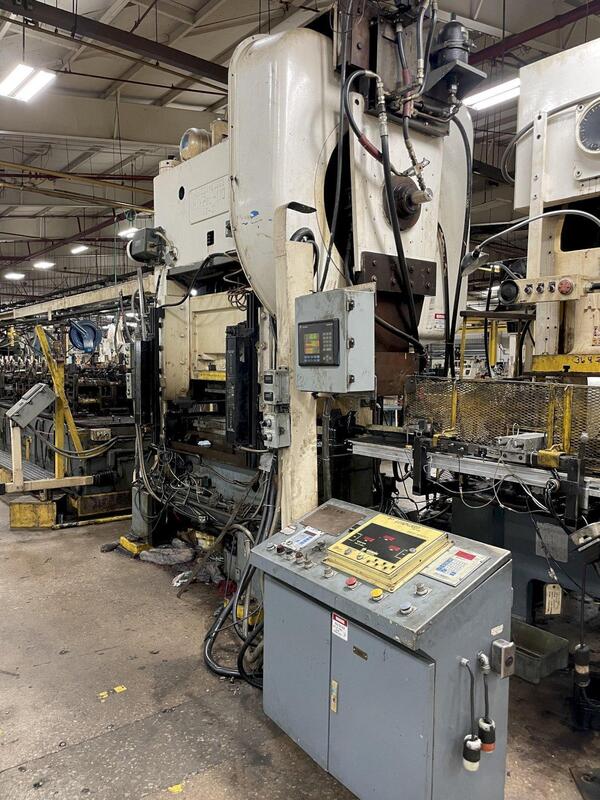 110 Ton, Brown & Boggs #HP2-110, straight side double crank, 1.5" stroke, 18" Shut Height, 4" adjustment, 70 - Image 6