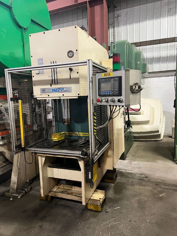 75 Ton, Neff #DF75-15M, hydraulic press, 10" stroke, 24" daylight, 10" throat, 31" x23" bed, 15 HP, 1997 - Image 7