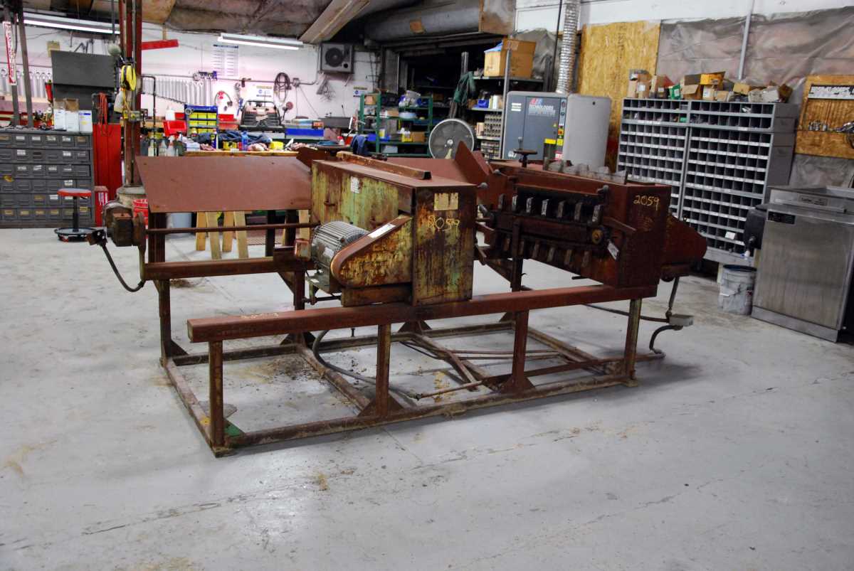 Ohio Machinery, brush deburring machine, 3" tube diameter, 120" tube length, (2) 15 HP, inclined feed table - Image 3