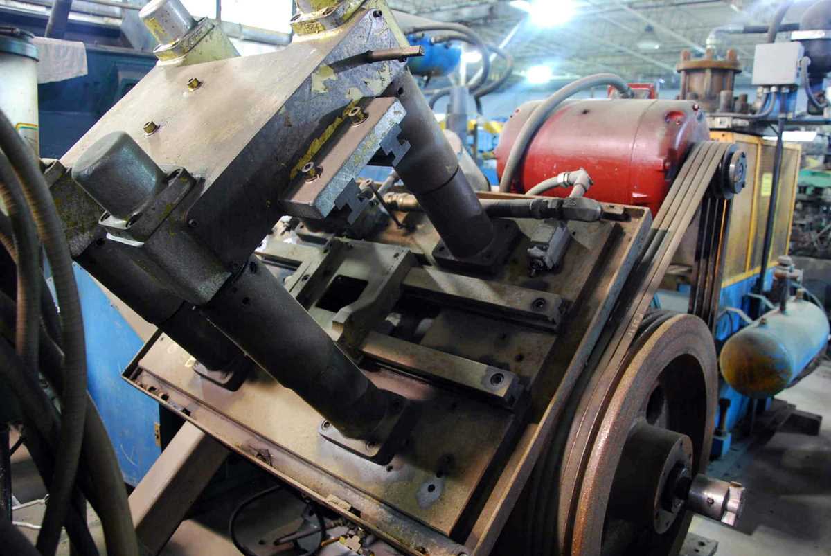 2" Alpha #35-19-5, flying cut-off tube, 35 ton, Minster clutch - Image 3