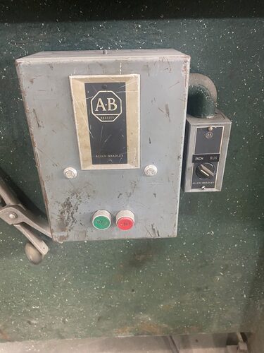 25 Ton, Chicago #SBA-104, hydraulic press brake, 10' overall, 7.5 HP - Image 2
