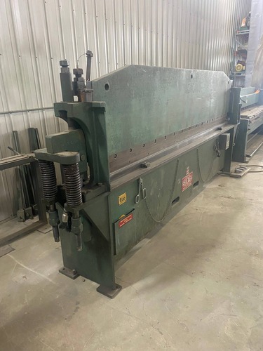 25 Ton, Chicago #SBA-104, hydraulic press brake, 10' overall, 7.5 HP - Image 3