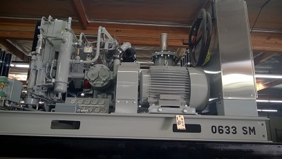 88 cfm, 5500 psi, Universal Highpack, 75 HP, 5 stage (3 available) - Image 2