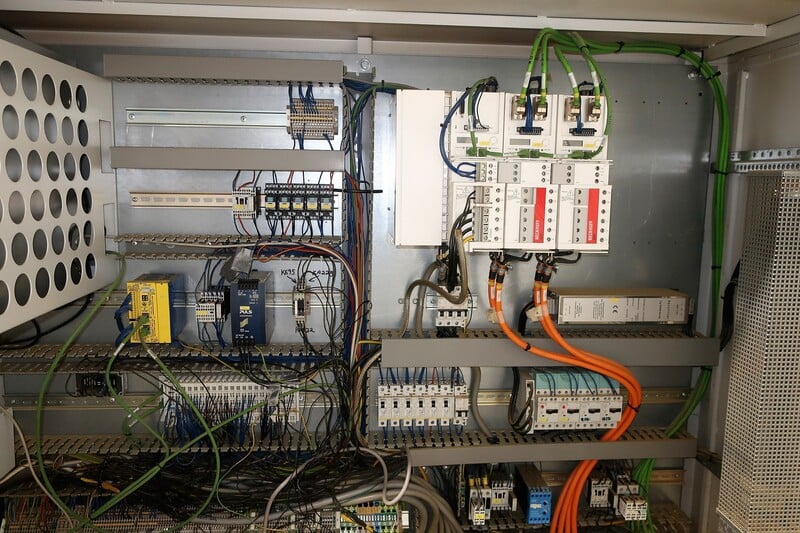 Holz-Her #Dynestic-7516, CNC router, 8 position tool changer, boring unit, vacuum pump, 2011 - Image 9