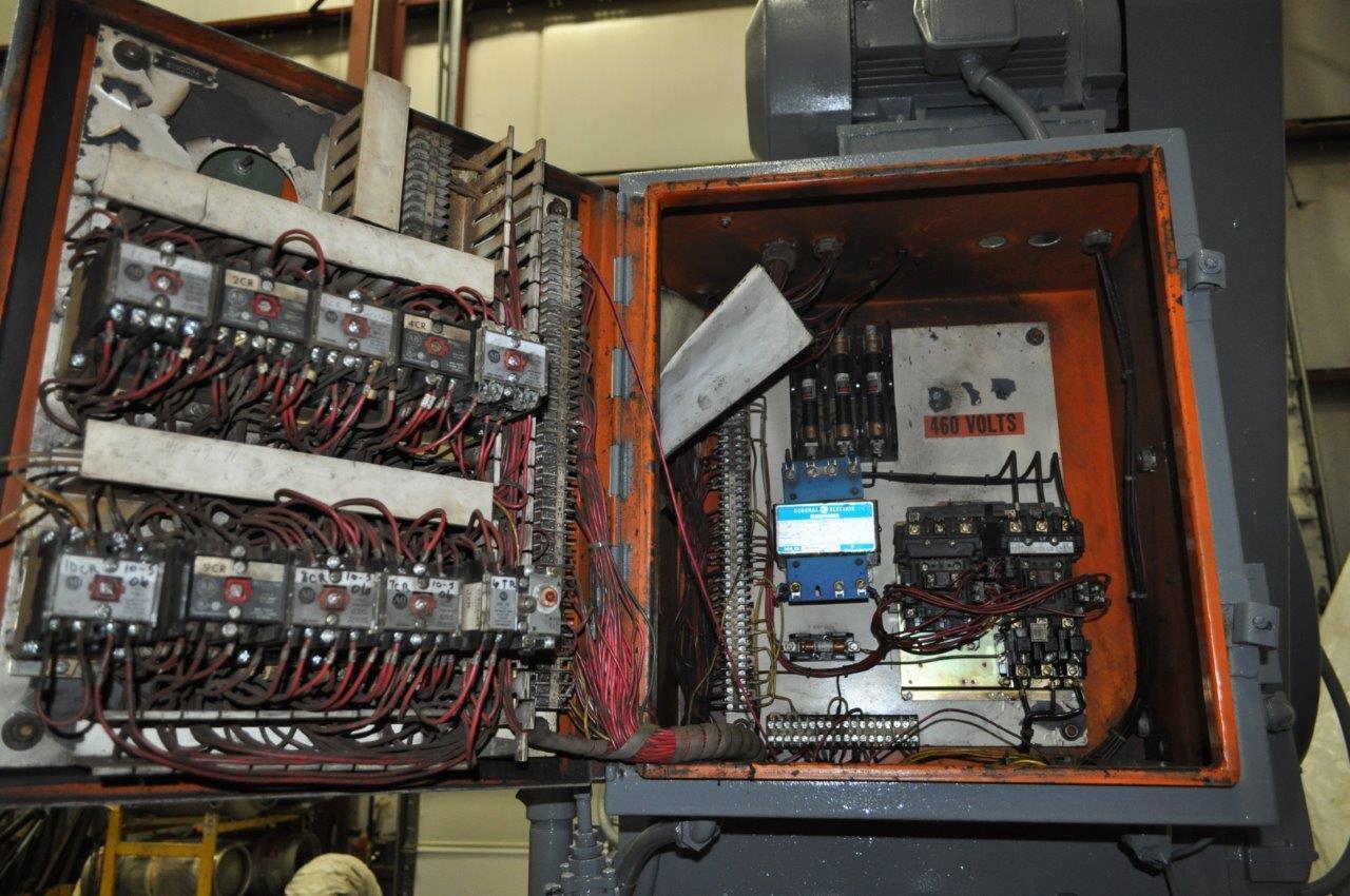 60 Ton, Federal #60, 4" stroke, 13" Shut Height, 2.5" adj., 32" x 21" bed, 120 SPM, air clutch & brake, 1982 - Image 9