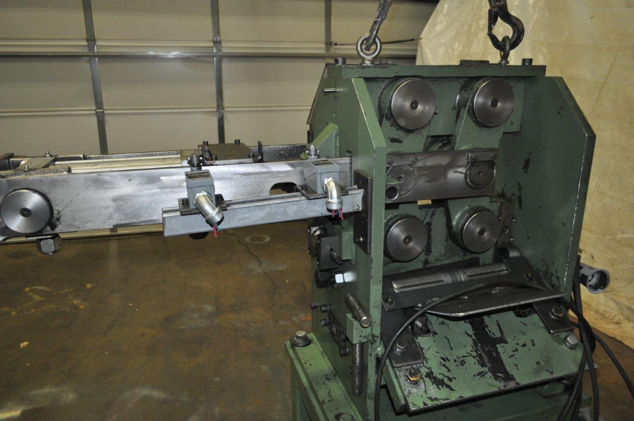 Nova, 10" hydraulic bar shear, 7.5 HP Veljan hydraulic pump, 2013 - Image 3