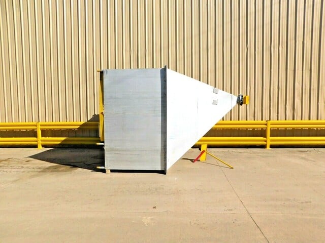 Aluminum hopper, 60" x 96" straight wall, 8" valve, 24" manhole, missing legs - Image 1