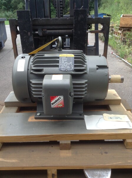 15 HP 1760 RPM Baldor, Frame 254TC, TEFC, new surplus, 230/460 Volts - Image 2