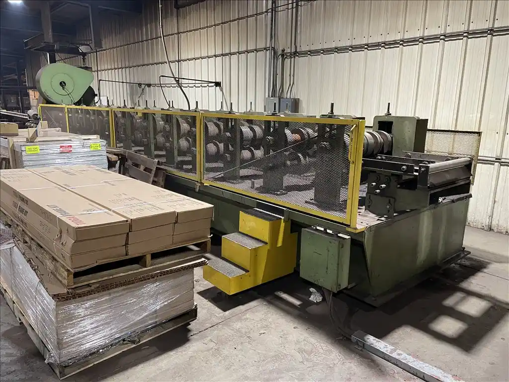 12 Stand, Bradbury #D3-30-12 Zee Purlin tooled, gear drive rollforming line,S43020 - Image 1