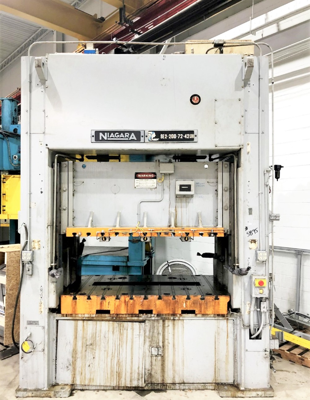 220 Ton, Niagara Press #SE2-200-72-42-UH, 72" x 42" bed, 6" stroke, 50-100 SPM - Image 3