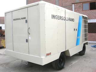 1600 cfm, 100 psi, Ingersoll-Rand, portable compressor, 435 HP, diesel, rebuilt 2008 - Image 2