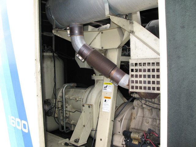 1600 cfm, 100 psi, Ingersoll-Rand, portable compressor, 435 HP, diesel, rebuilt 2008 - Image 5