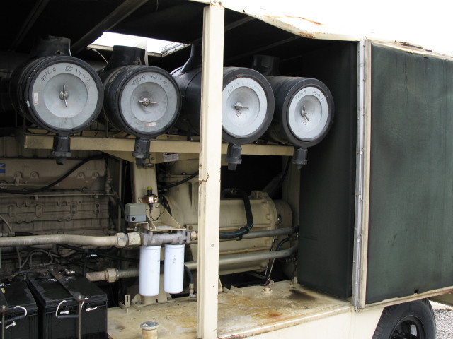 1600 cfm, 100 psi, Ingersoll-Rand, portable compressor, 435 HP, diesel, rebuilt 2008 - Image 7