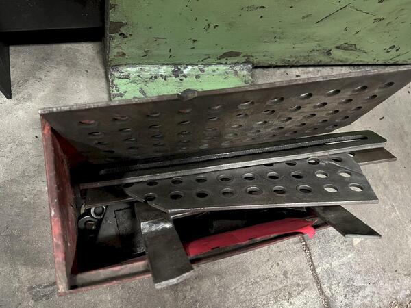 1/4" x 8-5/8" x 8-5/8" Amada #CSH-220, hyd notcher, 23 ton, 7/8" stroke variable speed, foot pedal, 1979 - Image 8