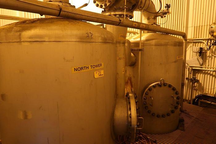 A.H. Lundberg, 316 Stainless Steel acid towers/tanks, 5' x 60' - Image 1