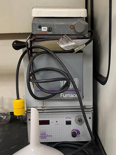 Hamilton #Safe-Aire, 31" W x 61" L x 55" H fume hood w/54L0405 Safe Aire monitor - Image 4
