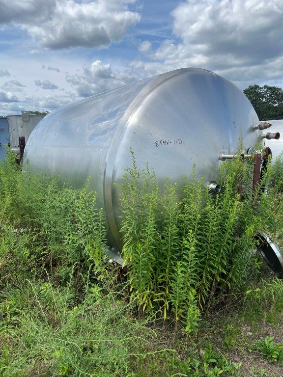 2500 gallon Stainless Steel mix tank, 84" dia. x 104" straight side, dish top, flat bottom - Image 2