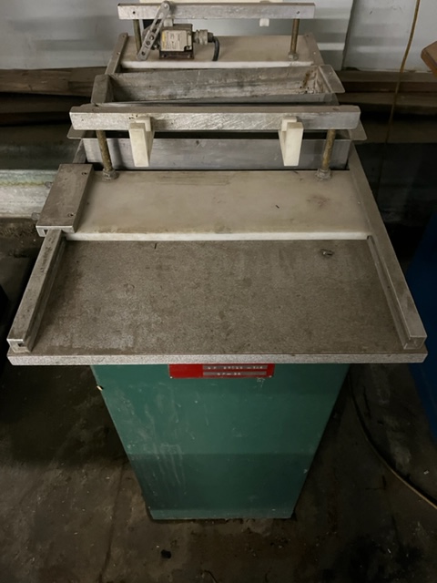 Dodds #GP-26, dovetail drawer gluer - Image 5