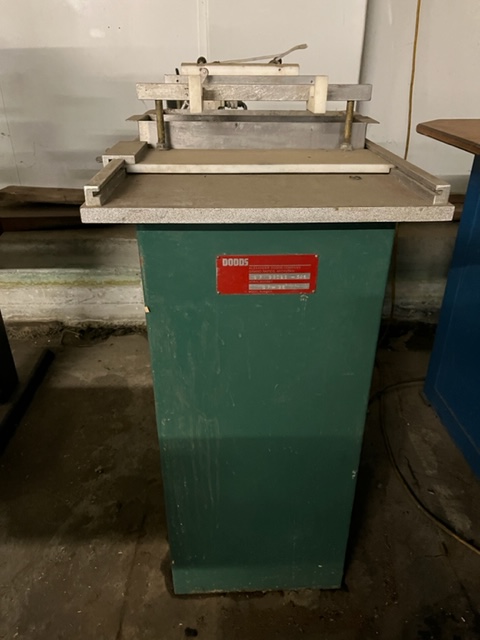 Dodds #GP-26, dovetail drawer gluer - Image 6