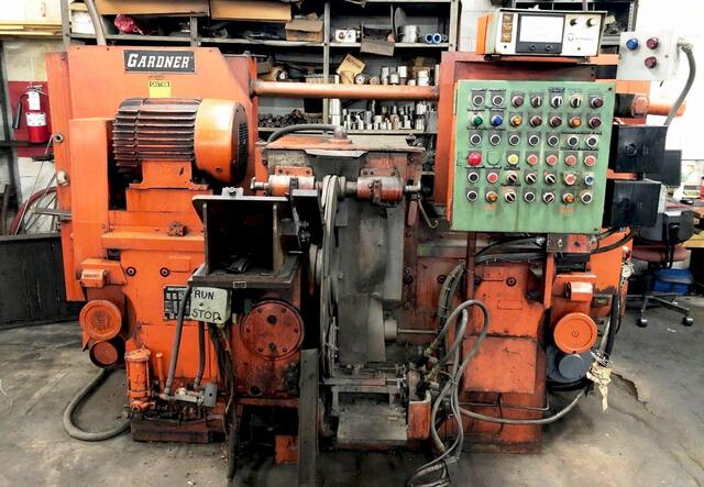 Gardner #SDG-223, horizontal double disc grinder - Image 1