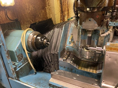 Bourn & Koch #200H Series II, 6-Axis CNC horizontal hobber, 8" dia x 60" lngth, 2003 - Image 4