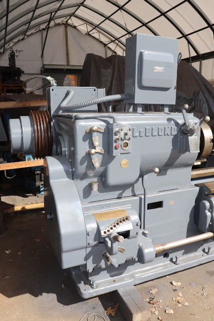 32"/60" x 144" LeBlond, Sliding Gap Bed, 15" 3-Jaw chuck, 8-400 RPM, 2.25" thru hole, thread - Image 2