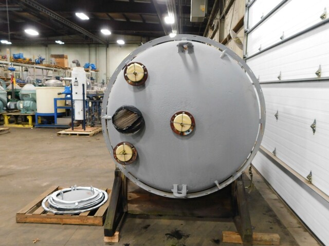 1500 gallon DeDietrich, glass lined reactor, 3008 glass, 75 FV psi, 62" ID, 108" straight wall, refurbished - Image 4