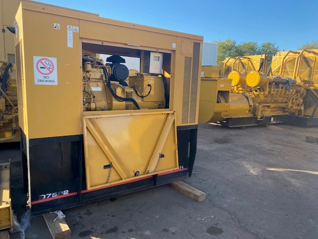75 KW Caterpillar #D75, diesel generator set, 67 hours, EPA Tier 1, 2002, S/N EE19440 - Image 5