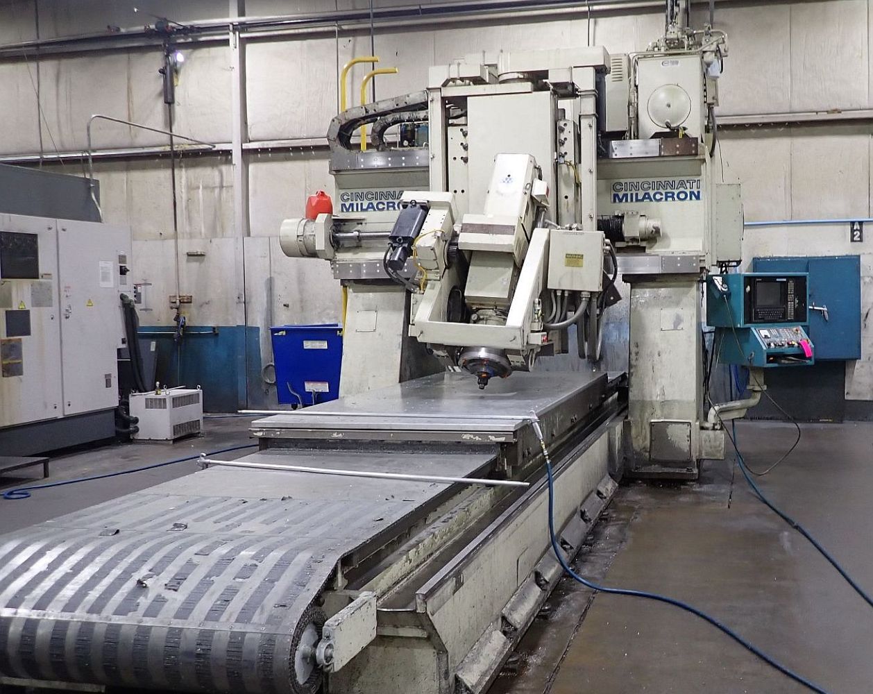 Cincinnati Milacron #30V, 5-Axis CNC bridge mill, 144" X, 60" Y, 24" Z, 3600 RPM, CT-50,1989 - Image 2