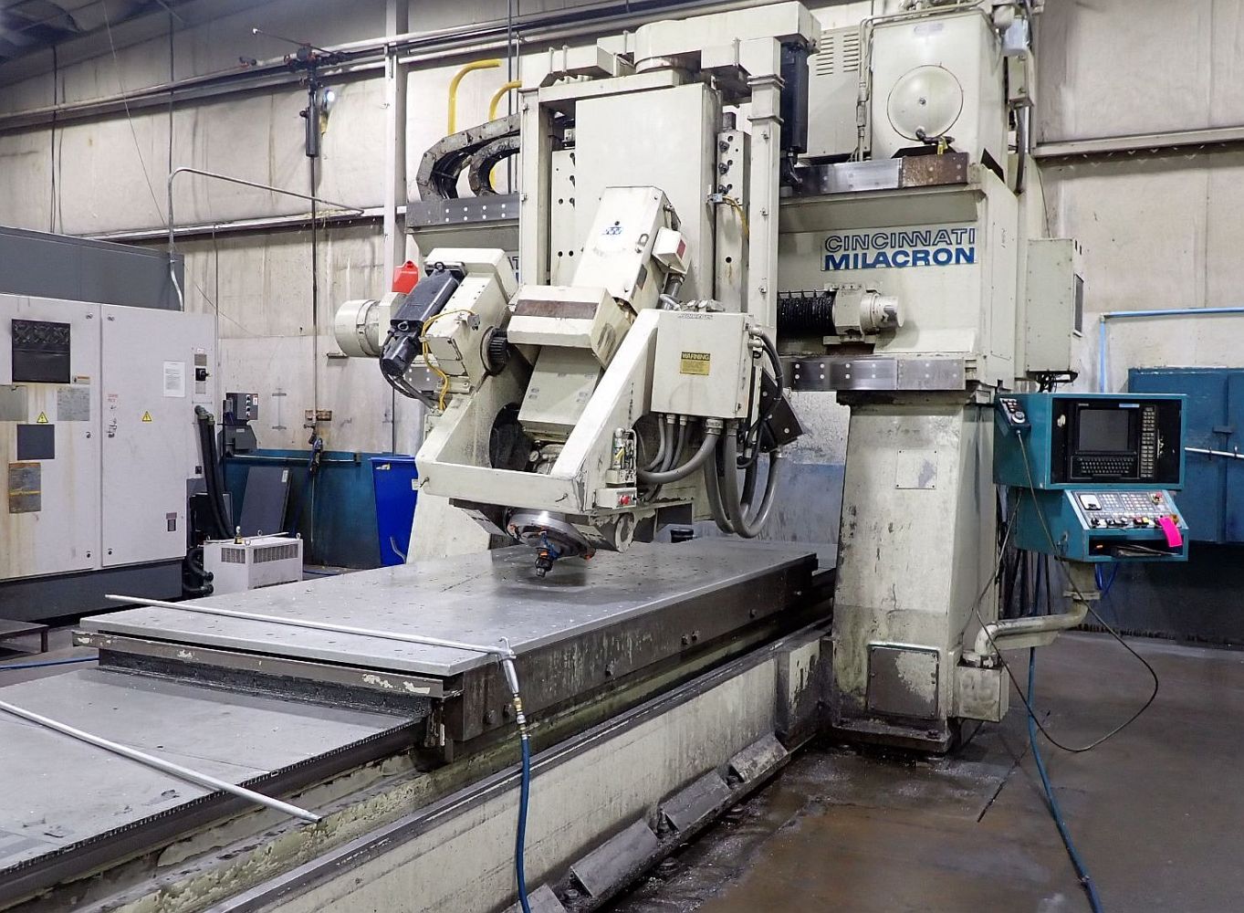Cincinnati Milacron #30V, 5-Axis CNC bridge mill, 144" X, 60" Y, 24" Z, 3600 RPM, CT-50,1989 - Image 3