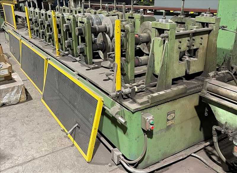 9 Stand, Yoder, rollforming line, 24" roll space, 3" diameter arbors, 75 HP, tooled for C Purlin - Image 1