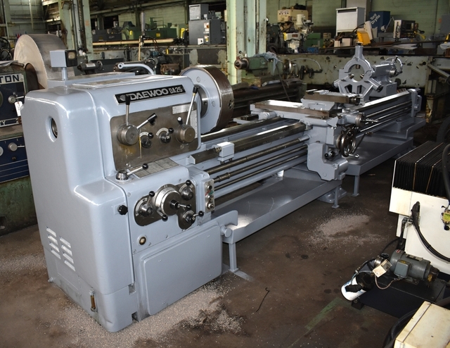 25" x 120" Daewoo-Ikegai hi-speed precision #DA25, taper attach, 2.2" hole thru spindle, inch/metric, 4-jaw - Image 2