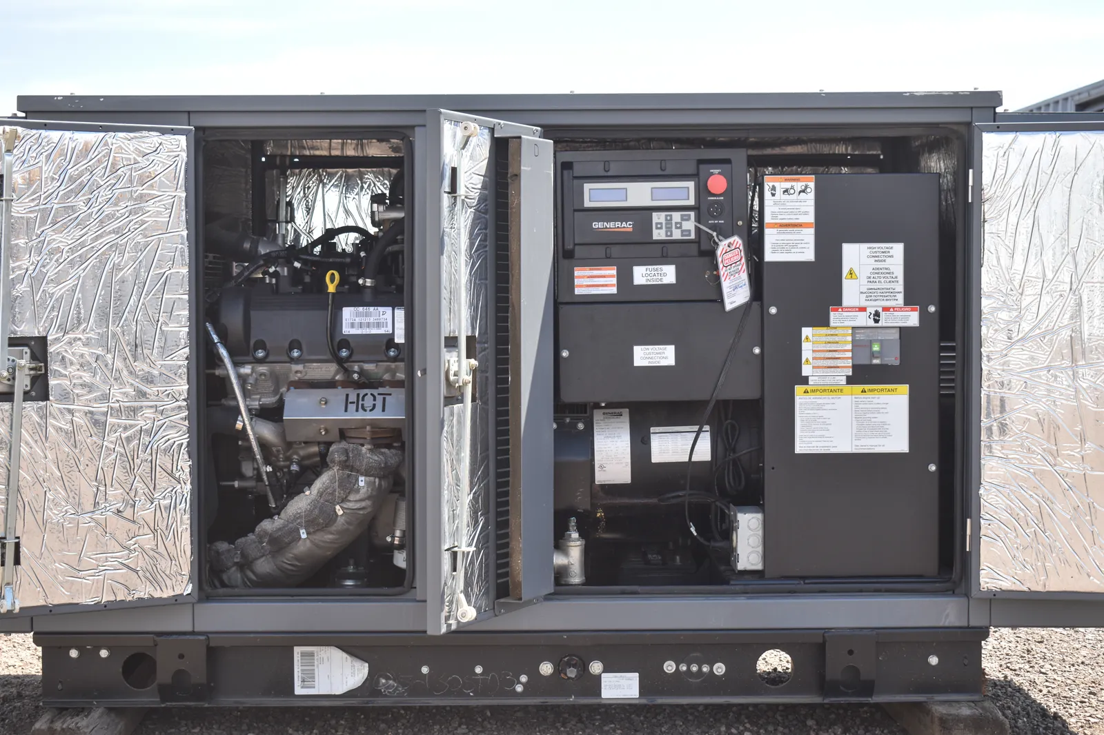 35 KW Generac, Natural gas generator, 277/480 Volts, #89020 - Image 3