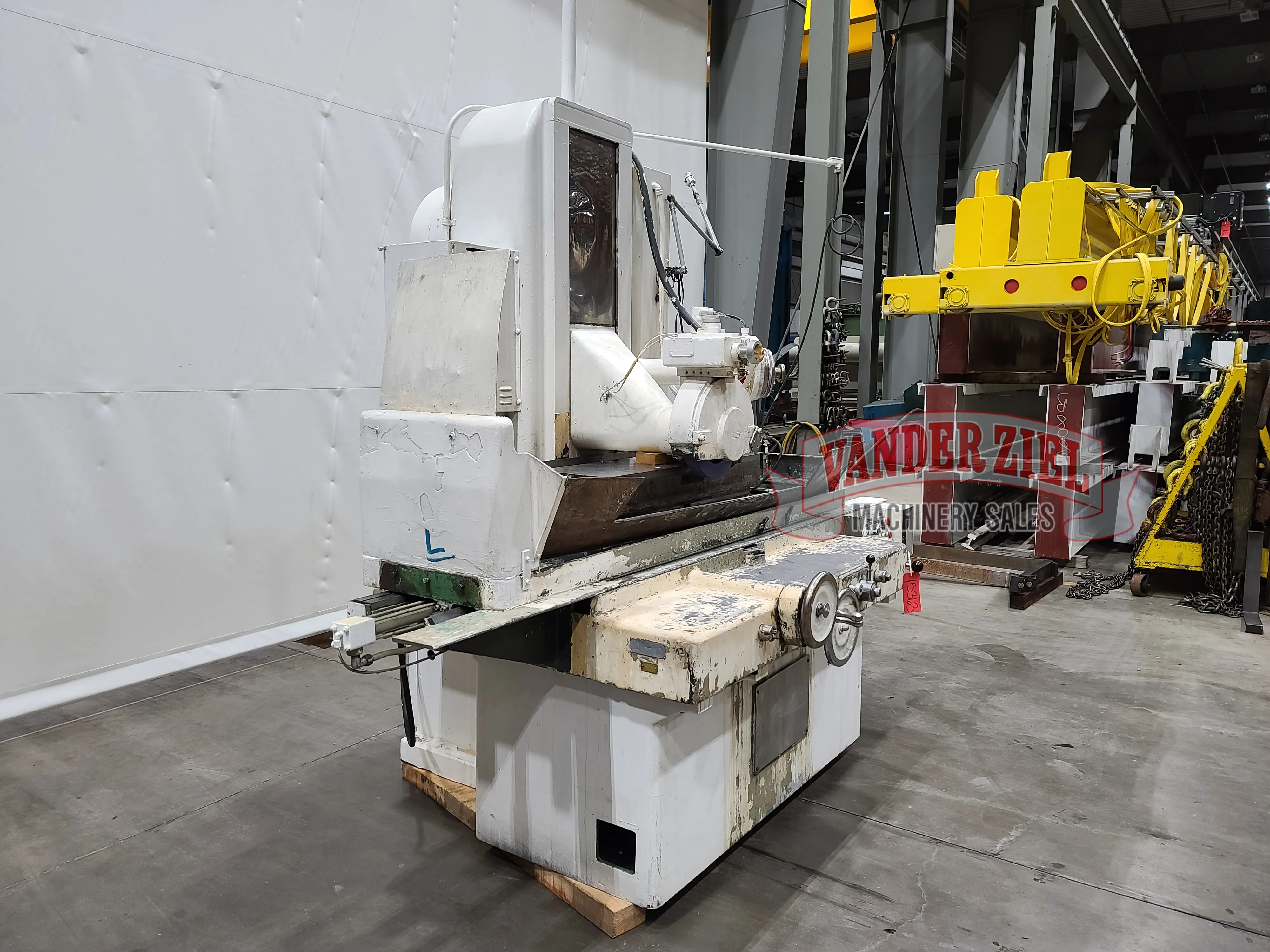 16" x 48" Gallmeyer & Livingston #670, hydraulic grinder, incremental downfeed, electromagnetic chuck - Image 5