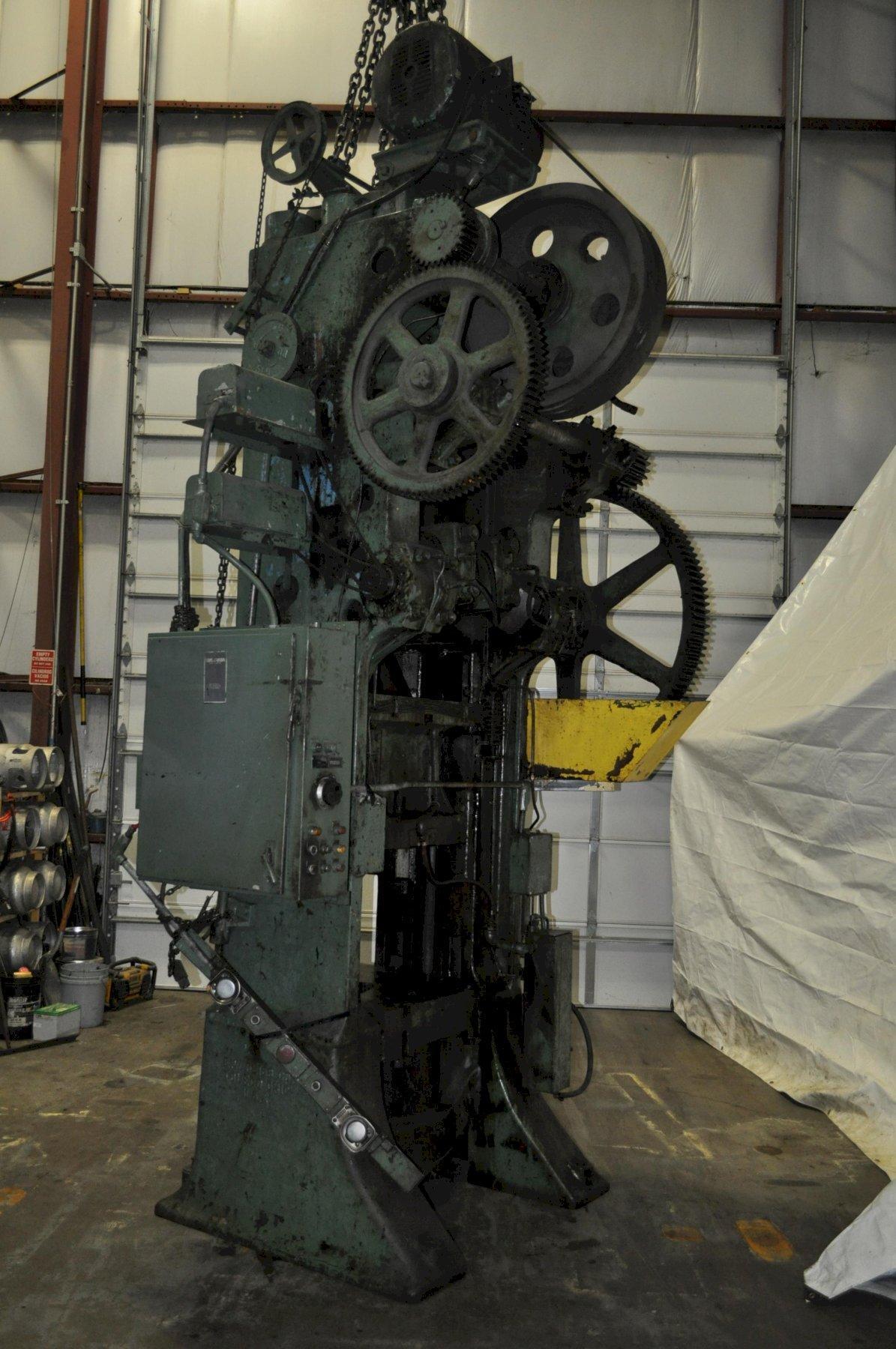 400 Ton, Bliss #663-A, knuckle joint press, 10" stroke, 19.5" Shut Height,.5" adj., 18 SPM, 30.5" x30.5" bed - Image 2
