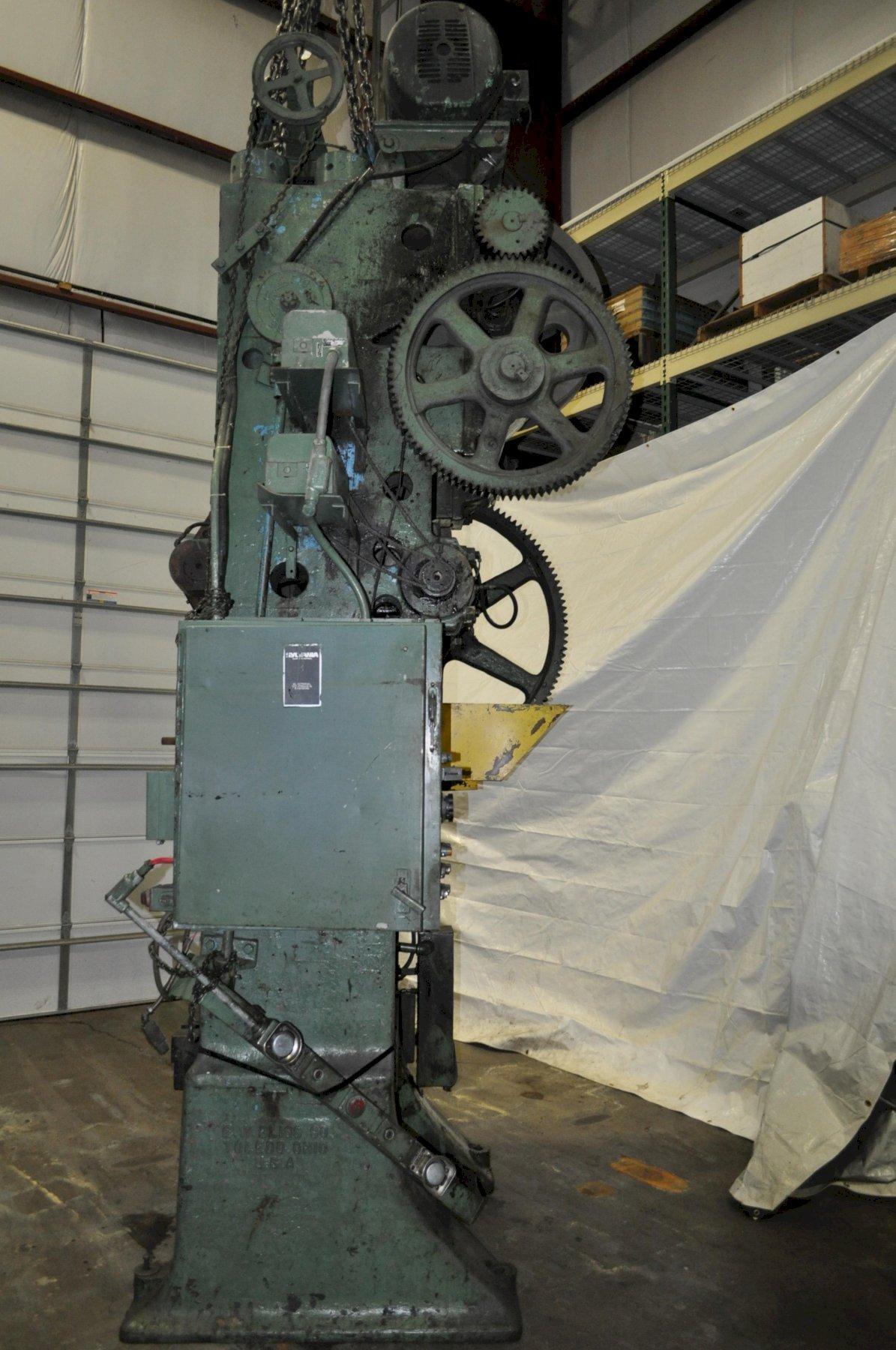 400 Ton, Bliss #663-A, knuckle joint press, 10" stroke, 19.5" Shut Height,.5" adj., 18 SPM, 30.5" x30.5" bed - Image 4