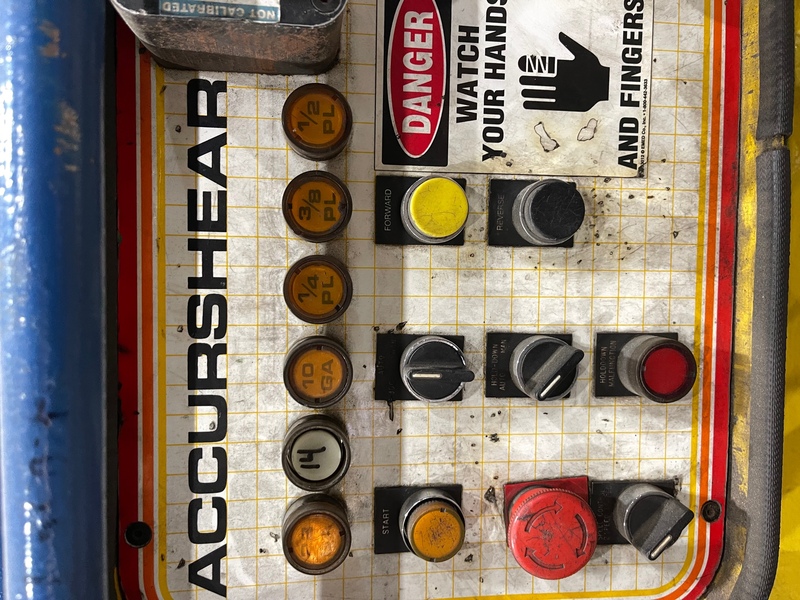 1/2" x 16' Accurshear #850016, 48" programmable Back Gauge w/ LED display, 7-30 SPM, 25 holddowns, 12' - Image 9