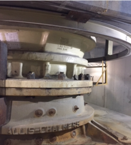 42" x 65" Allis-Chalmers, Mark I Superior Gyratory Crusher, 400 HP GE motor, Lot of spare parts, 2000 TPH - Image 1