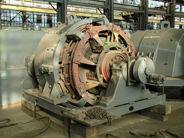 2000 HP 800 RPM Westinghouse, 2630 amps, 40C, 600 Volts, ser. IS55P155 - Image 1