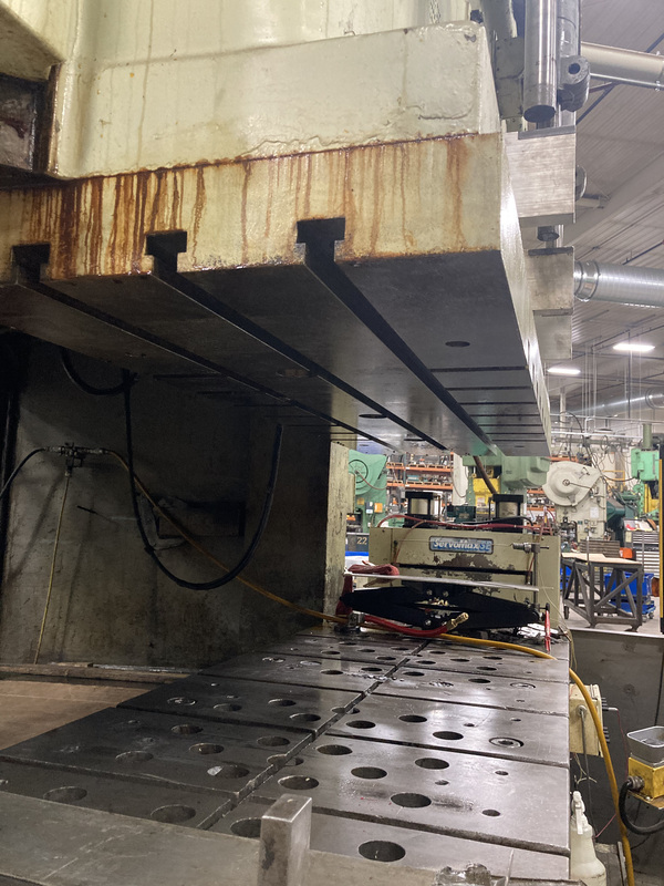 220 Ton, Aida #PDC-20, double crank gap frame press, 9.8" stroke, 19.6" Shut Height, 4.1" adj., 33 SPM, 94.4" - Image 6