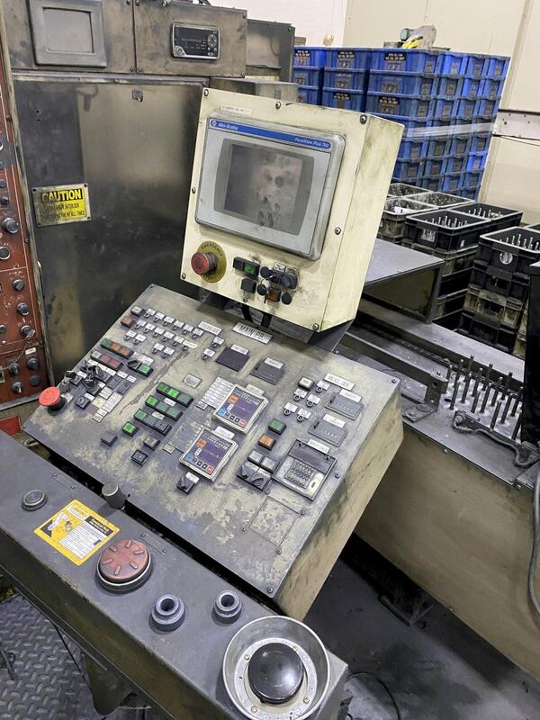 220 Ton, Aida #CF1-220, 11" stroke, 19.68" Shut Height, 1.18" adj., 29.53" x 29.53" bolster, 25-40 SPM - Image 3