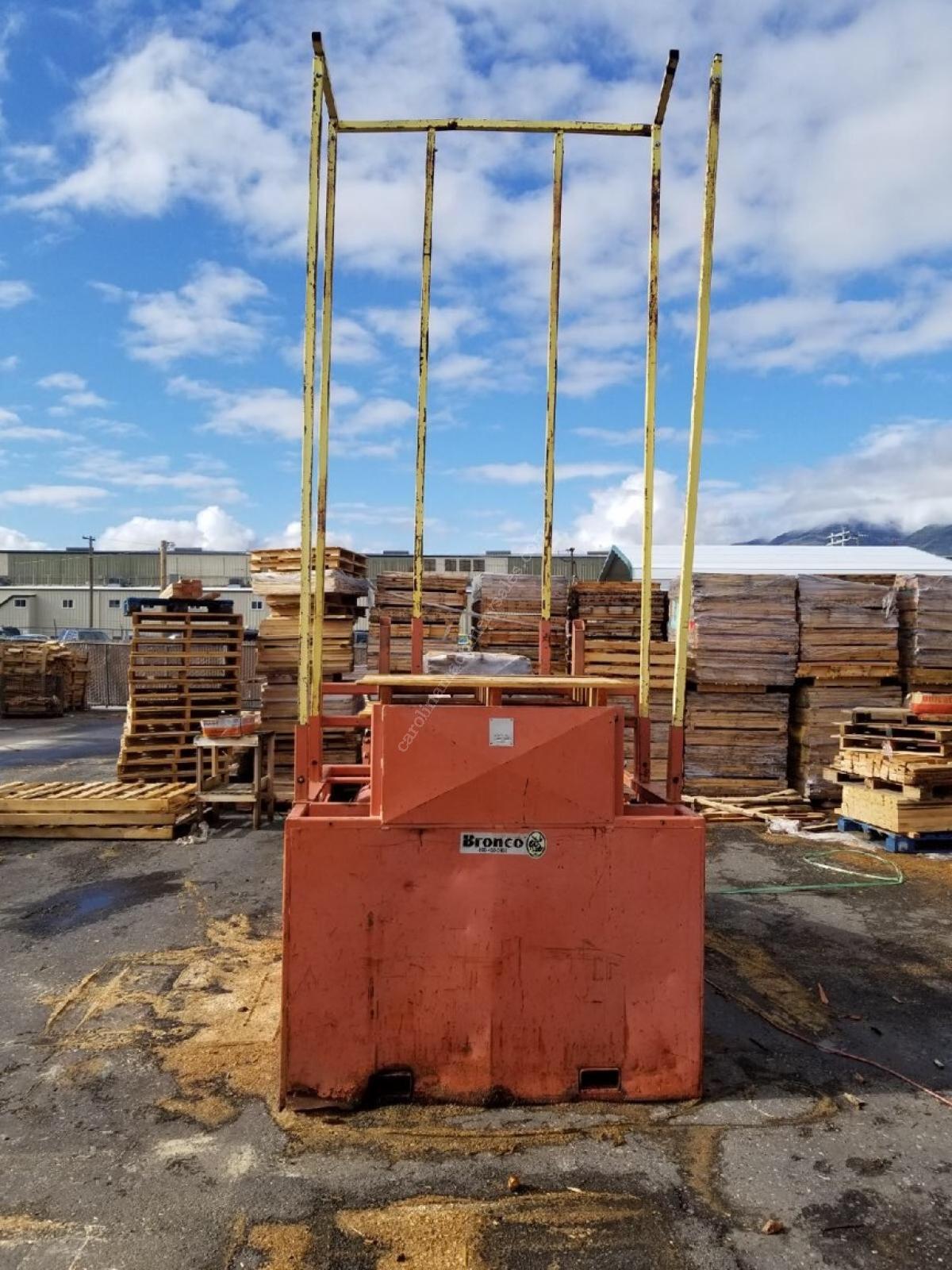Bronco Pallet Nailer - Image 3