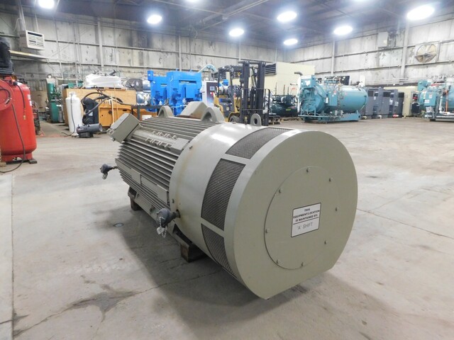 450 HP 1190 RPM General Electric, Frame 5013S, model 5KS513SAA353 severe duty AC motor, 2300 Volts - Image 6