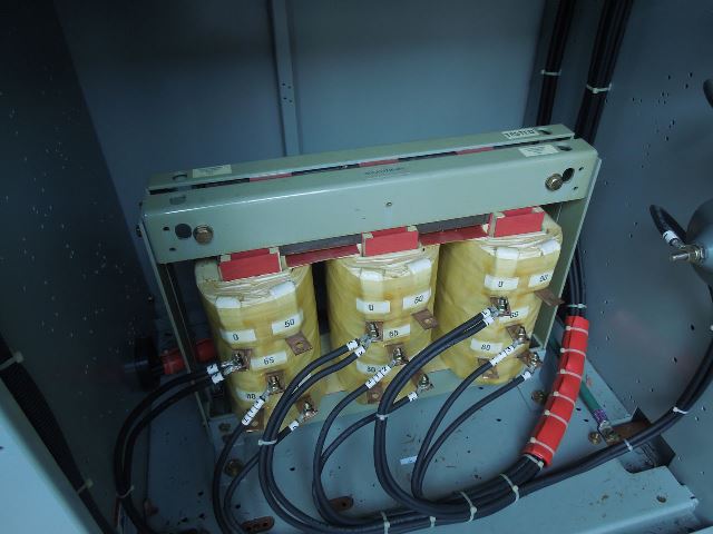 300 HP Cutler-Hammer, MVS-67, Ampgard Medium Voltage Motor Control, 2400 Volts - Image 9