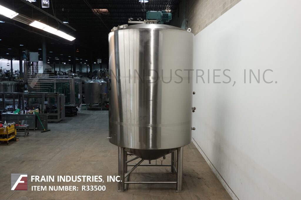 3000 gallon Walker #PC-CB-SP, 316 Stainless Steel jacketed & insulated process tank, 90" dia. x 140" deep - Image 4