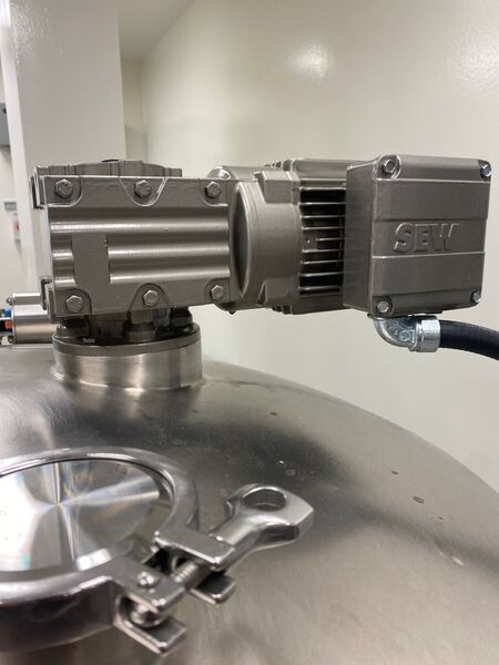 140 gallon Solinox, Stainless Steel pharma grade agitated process vessel, 85 psi, 2016 - Image 3
