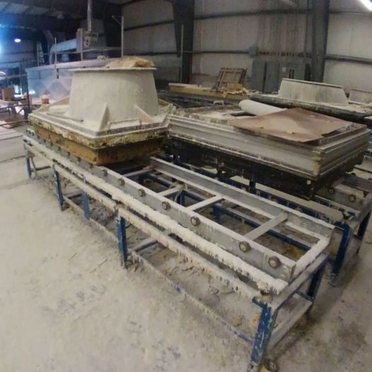 12' Vibration Conveyor tables, Gruber Systems (7 available) - Image 3